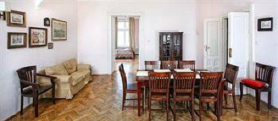 фото отеля Antique Apartments
