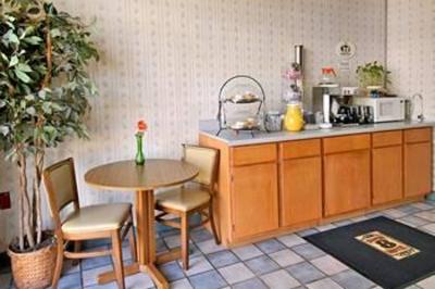 фото отеля Peoria Inn