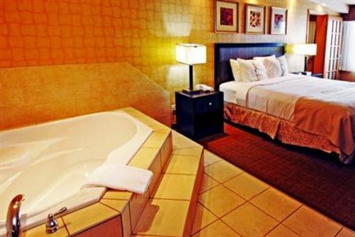 фото отеля Holiday Inn Truro