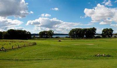 фото отеля Golf Und Wellnesshotel Schloss Teschow