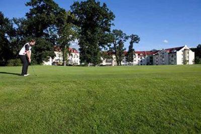 фото отеля Golf Und Wellnesshotel Schloss Teschow