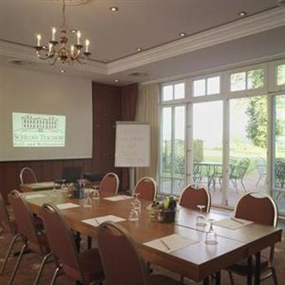 фото отеля Golf Und Wellnesshotel Schloss Teschow