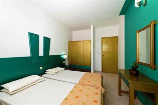 фото отеля Trianta Hotel Apartments