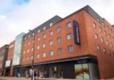 фото отеля Travelodge London Cricklewood