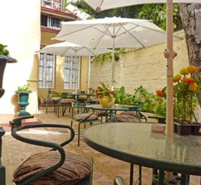 фото отеля Hostal Almenas