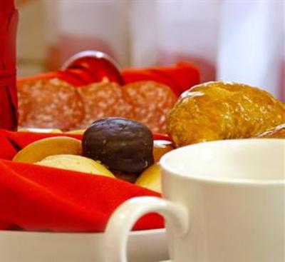 фото отеля Hostal Almenas