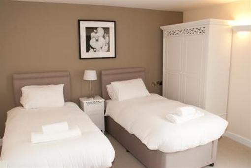 фото отеля The Lion Hotel Brewood