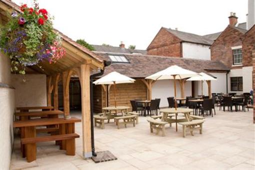фото отеля The Lion Hotel Brewood
