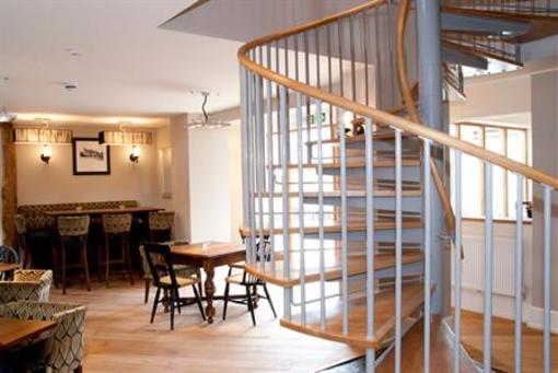 фото отеля The Lion Hotel Brewood