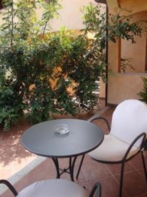 фото отеля Relais Fenicottero Rosa Hotel Loiri Porto San Paolo