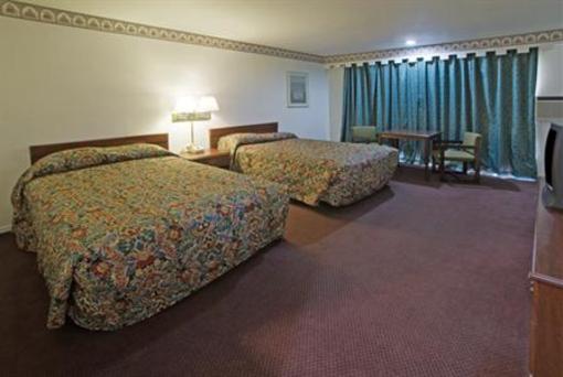 фото отеля Americas Best Value Inn Sun City (California)