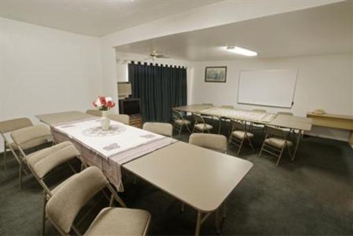 фото отеля Americas Best Value Inn Sun City (California)