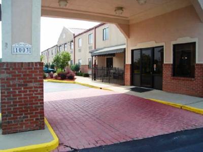 фото отеля America's Best Inn Jackson Airport Flowood
