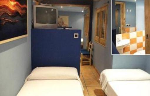 фото отеля Hostal Ebusitana Ibiza