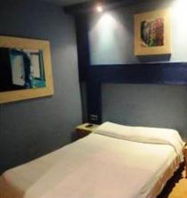 фото отеля Hostal Ebusitana Ibiza
