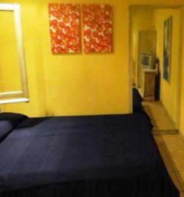 фото отеля Hostal Ebusitana Ibiza