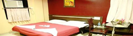 фото отеля Hotel Mrunal Palace