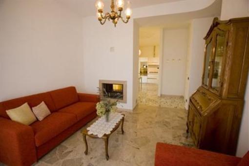 фото отеля La Rondine Bed & Breakfast Lucca