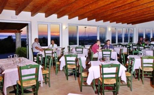 фото отеля Hotel Punta Giara Sant'Anna Arresi