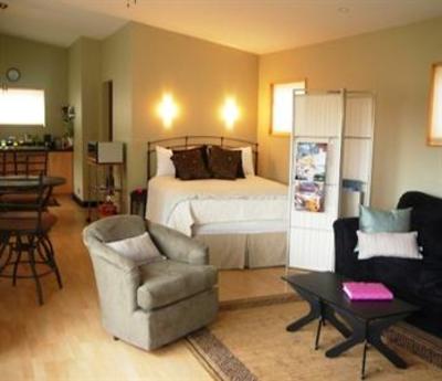 фото отеля Yellowstone River Lodge