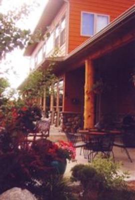 фото отеля Yellowstone River Lodge