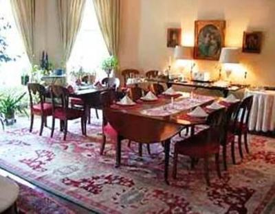 фото отеля Touro Park Inn