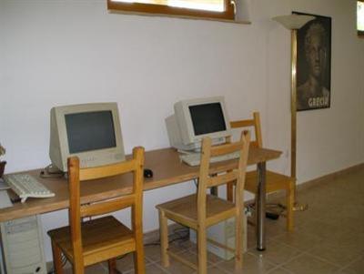 фото отеля Hostel Elisson Kryoneri