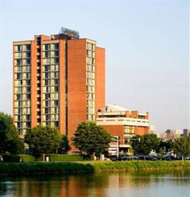 фото отеля Courtyard by Marriott Boston Cambridge