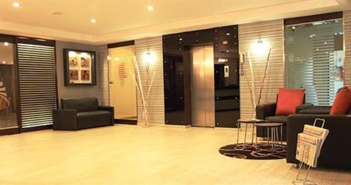 фото отеля The Mayer Indiranagar