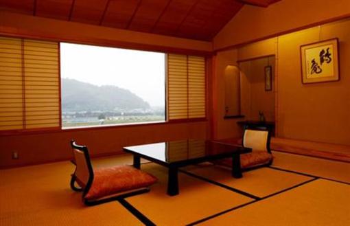 фото отеля Mizuniwa No Hatago Sumiyoshikan