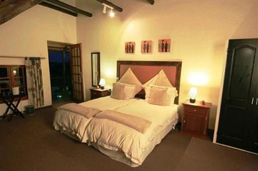 фото отеля Thatchings Guest House