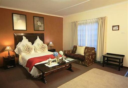 фото отеля Thatchings Guest House