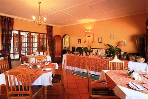 фото отеля Thatchings Guest House
