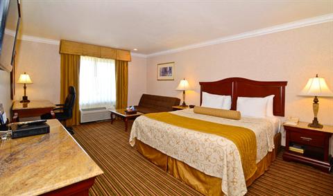 фото отеля BEST WESTERN Newport Mesa Inn