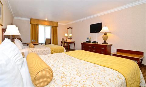 фото отеля BEST WESTERN Newport Mesa Inn
