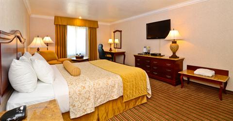 фото отеля BEST WESTERN Newport Mesa Inn