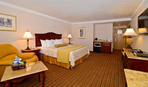 фото отеля BEST WESTERN Newport Mesa Inn