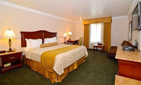 фото отеля BEST WESTERN Newport Mesa Inn
