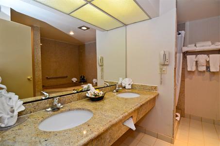 фото отеля BEST WESTERN Newport Mesa Inn
