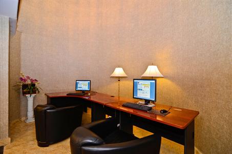 фото отеля BEST WESTERN Newport Mesa Inn