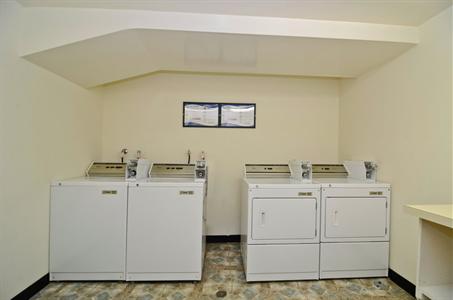 фото отеля BEST WESTERN Newport Mesa Inn