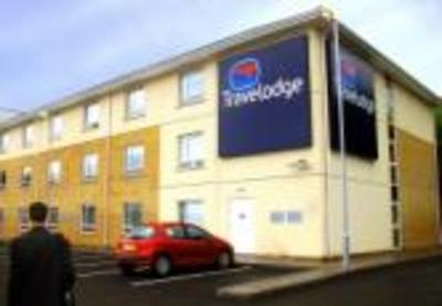 фото отеля Travelodge Merthyr Tydfil