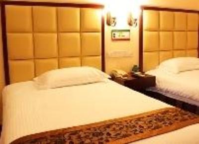 фото отеля GreenTree Inn Airport Road Express Hotel