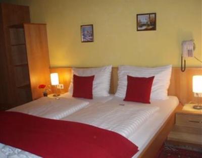 фото отеля Alt Kirchheim Gasthof Pension
