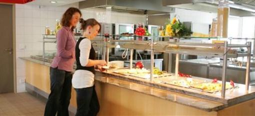 фото отеля Hotel Jugendherberge Garmisch-Partenkirchen