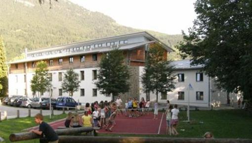 фото отеля Hotel Jugendherberge Garmisch-Partenkirchen