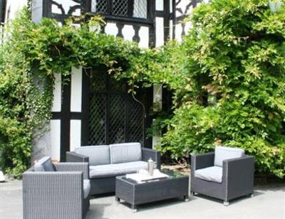 фото отеля Maesmawr Hall Hotel Caersws