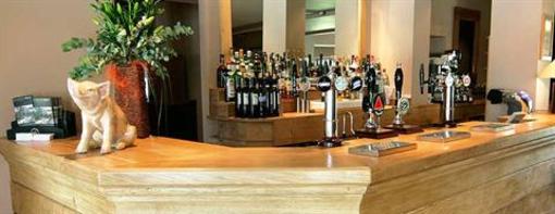 фото отеля The Bell Pub Worcester (England)