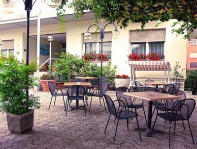 фото отеля Villa Clara Nago-Torbole