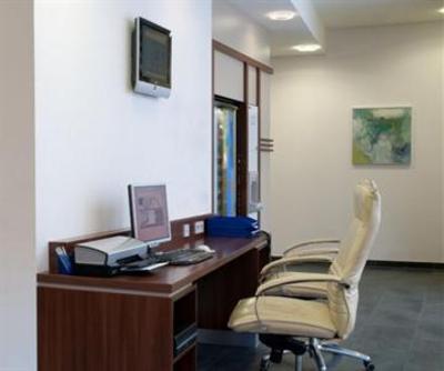 фото отеля Holiday Inn Express Baden-Baden